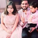 Actor Vinod Yadav helps needy people on their Wedding Anniversary