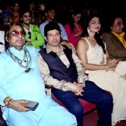 आप की आवाज़ फाउंडेशन द्वारा 12वें महाराष्ट्र रत्न प्रतिष्ठित पुरस्कारों में शांतनु भामारे को महाराष्ट्र के सर्वश्रेष्ठ निर्माता पुरस्कार से सम्मानित किया गया