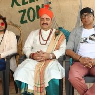 वृंदावन के श्री बांके बिहारी मंदिर के मुख्य पुजारी आशीष गोस्वामी जी ने होली महोत्सव के बैनर के लिए मुम्बई में किया शूट