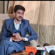 अनुज कुमार ओझा नए सिंगर, कलाकार, डांसर्स के साथ लगातार म्यूजिक वीडियो का कर रहे हैं निर्माण  उनके अपकमिंग पंजाबी अल्बम “सारी दुनिया” में नज़र आएंगे पंजाब के हुनरमंद कलाकार